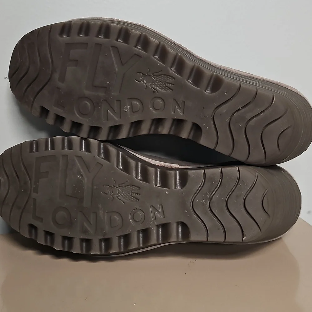 Fly London Yaz Grey Suede Wedge Heels Size 7.5/38 - Picture 9 of 11